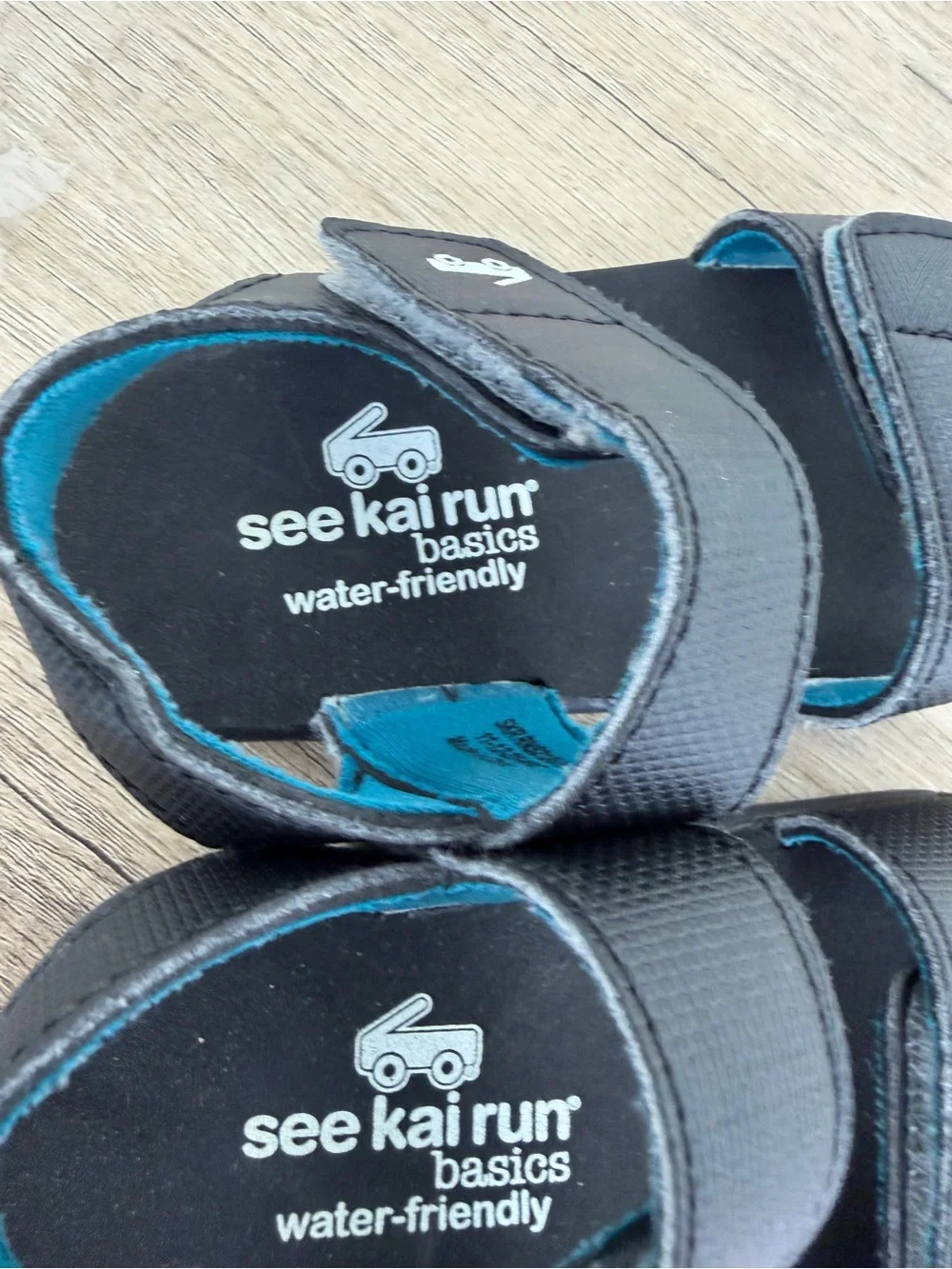 See Kai Run Black Kids' Hook-and-Loop Sandals with Teal Lining